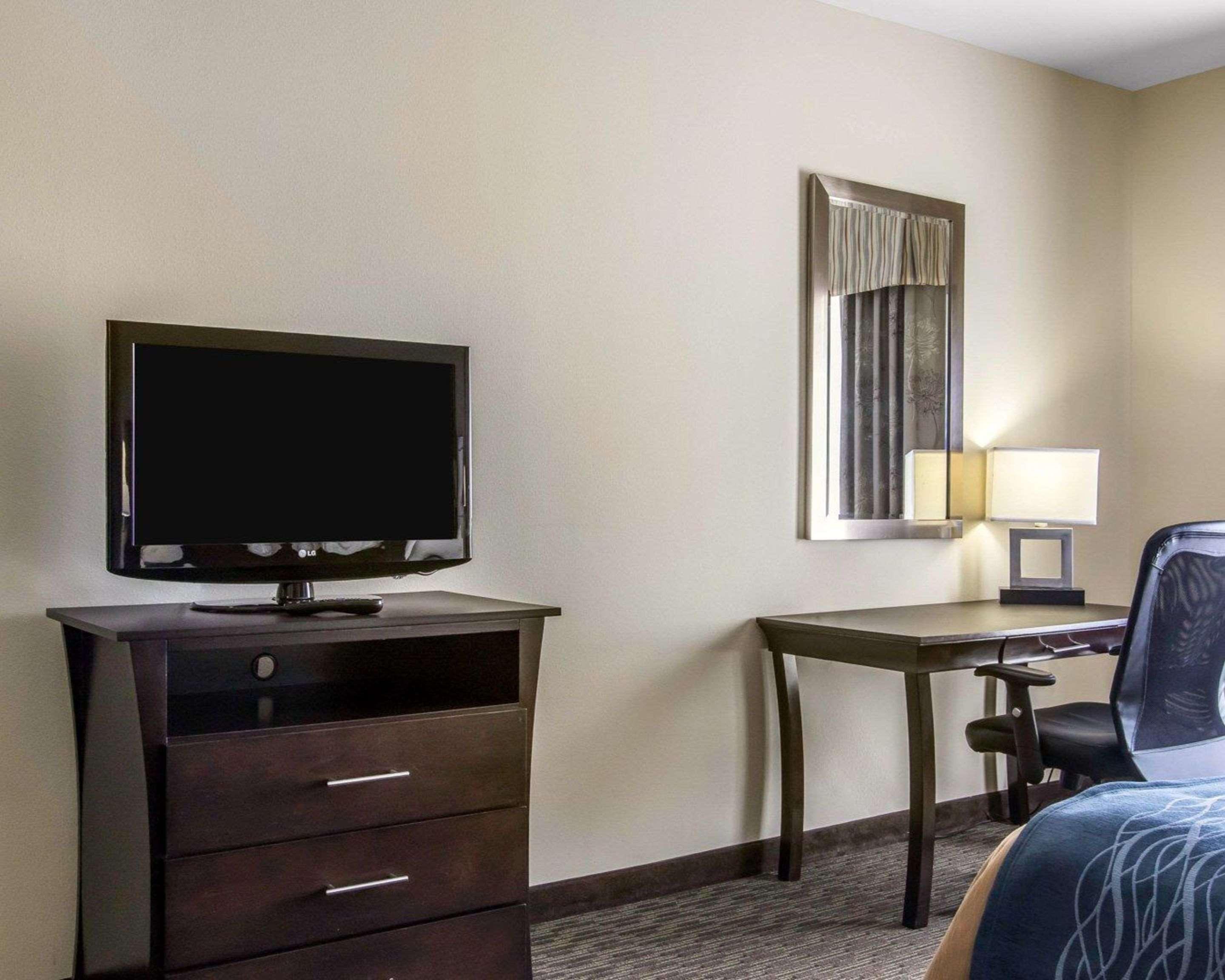 Comfort Inn & Suites Oklahoma City West - I-40 Екстериор снимка