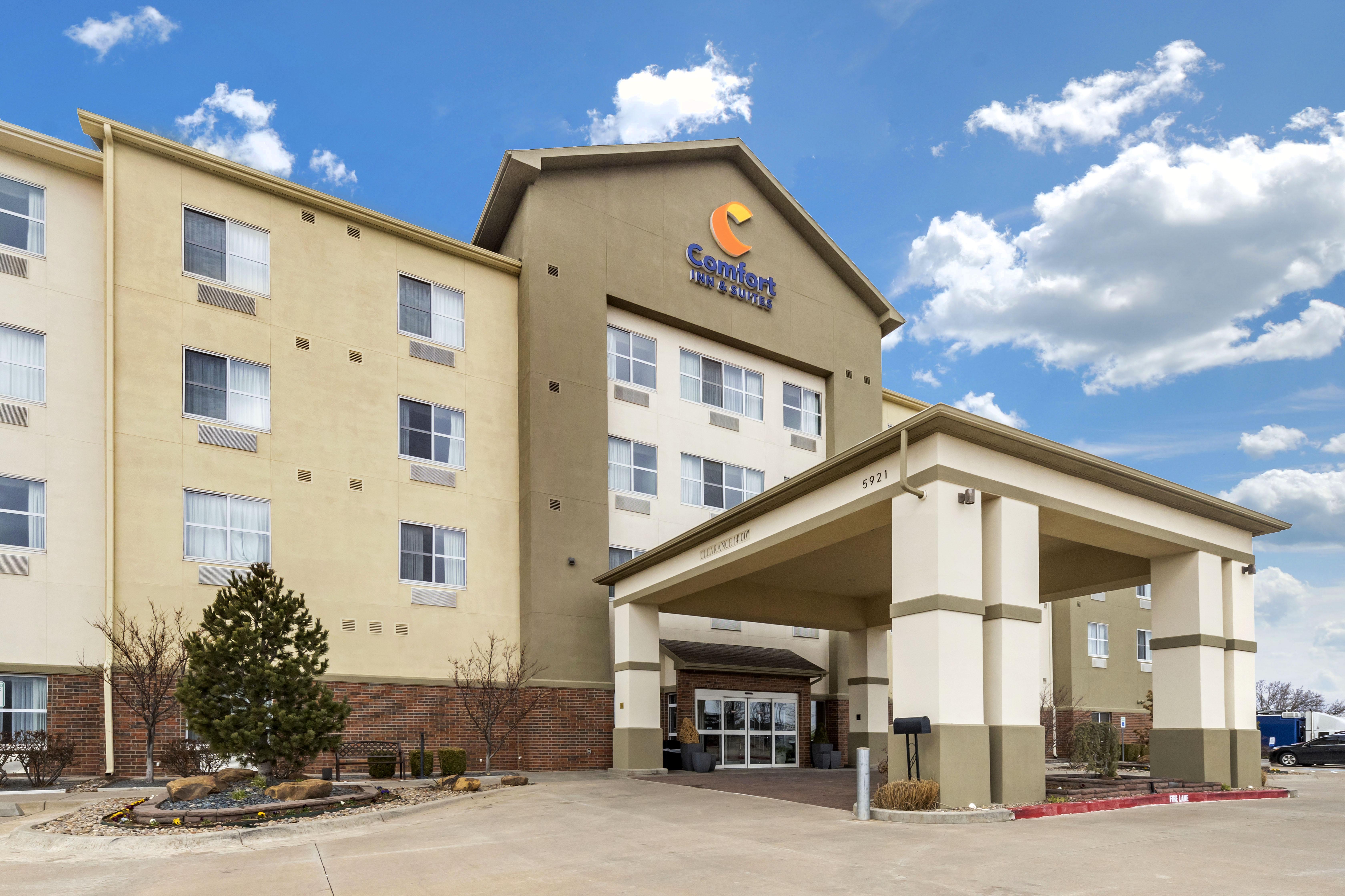 Comfort Inn & Suites Oklahoma City West - I-40 Екстериор снимка