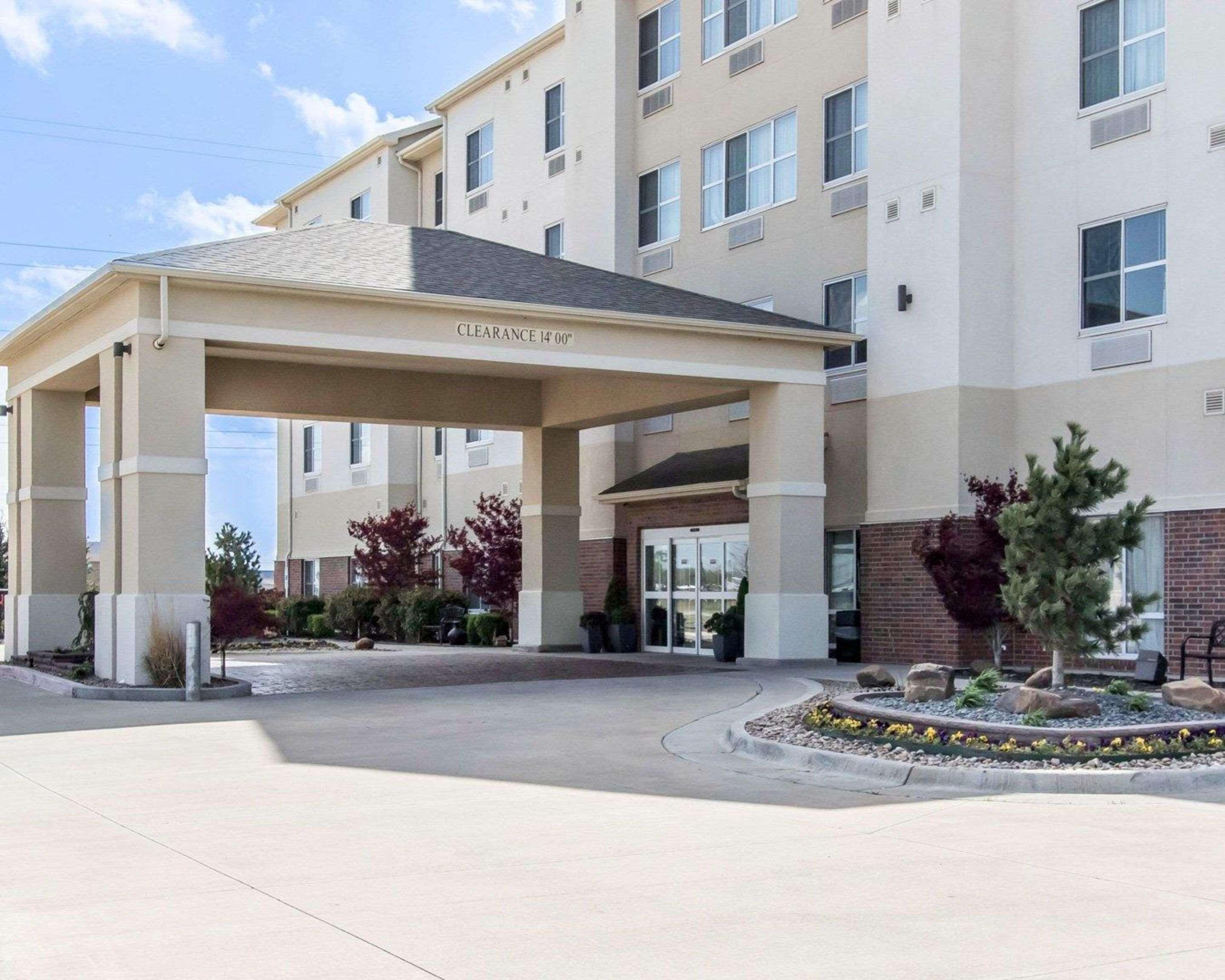 Comfort Inn & Suites Oklahoma City West - I-40 Екстериор снимка