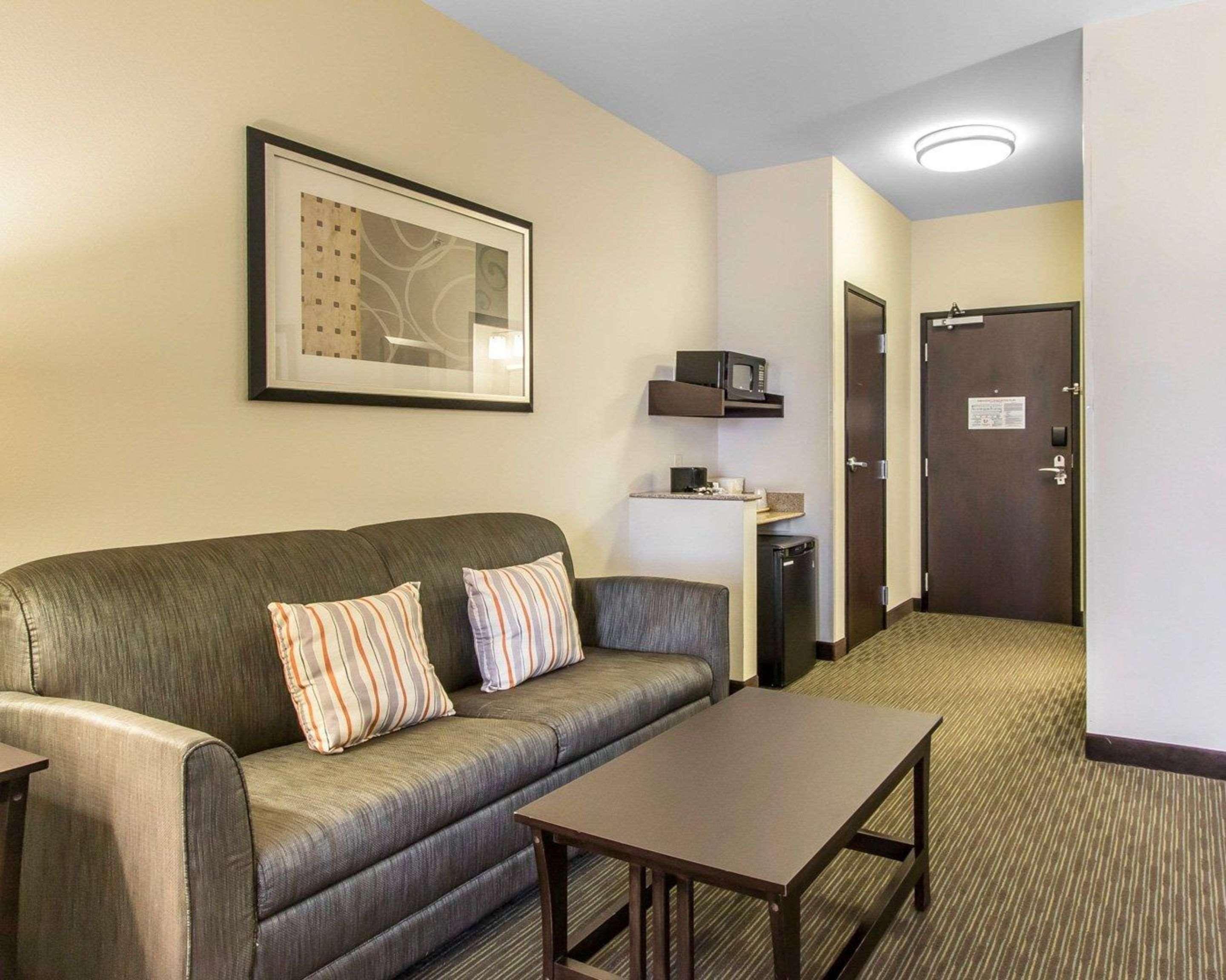 Comfort Inn & Suites Oklahoma City West - I-40 Екстериор снимка