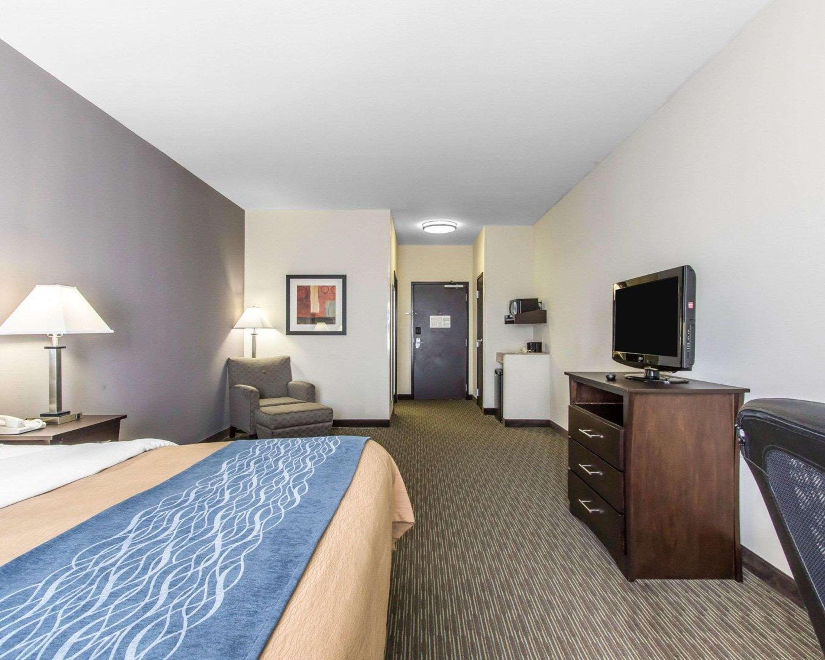 Comfort Inn & Suites Oklahoma City West - I-40 Екстериор снимка