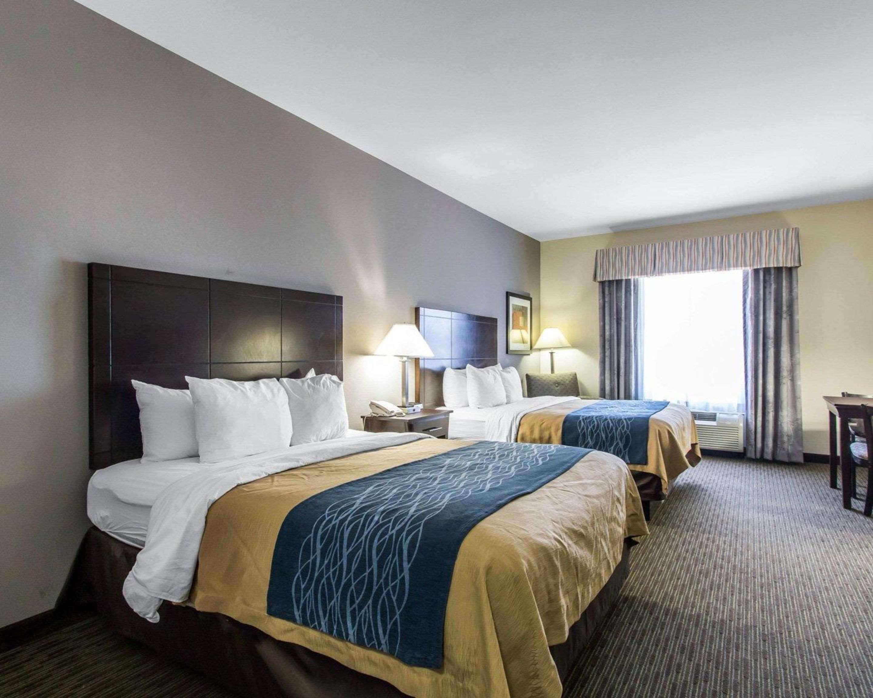 Comfort Inn & Suites Oklahoma City West - I-40 Екстериор снимка